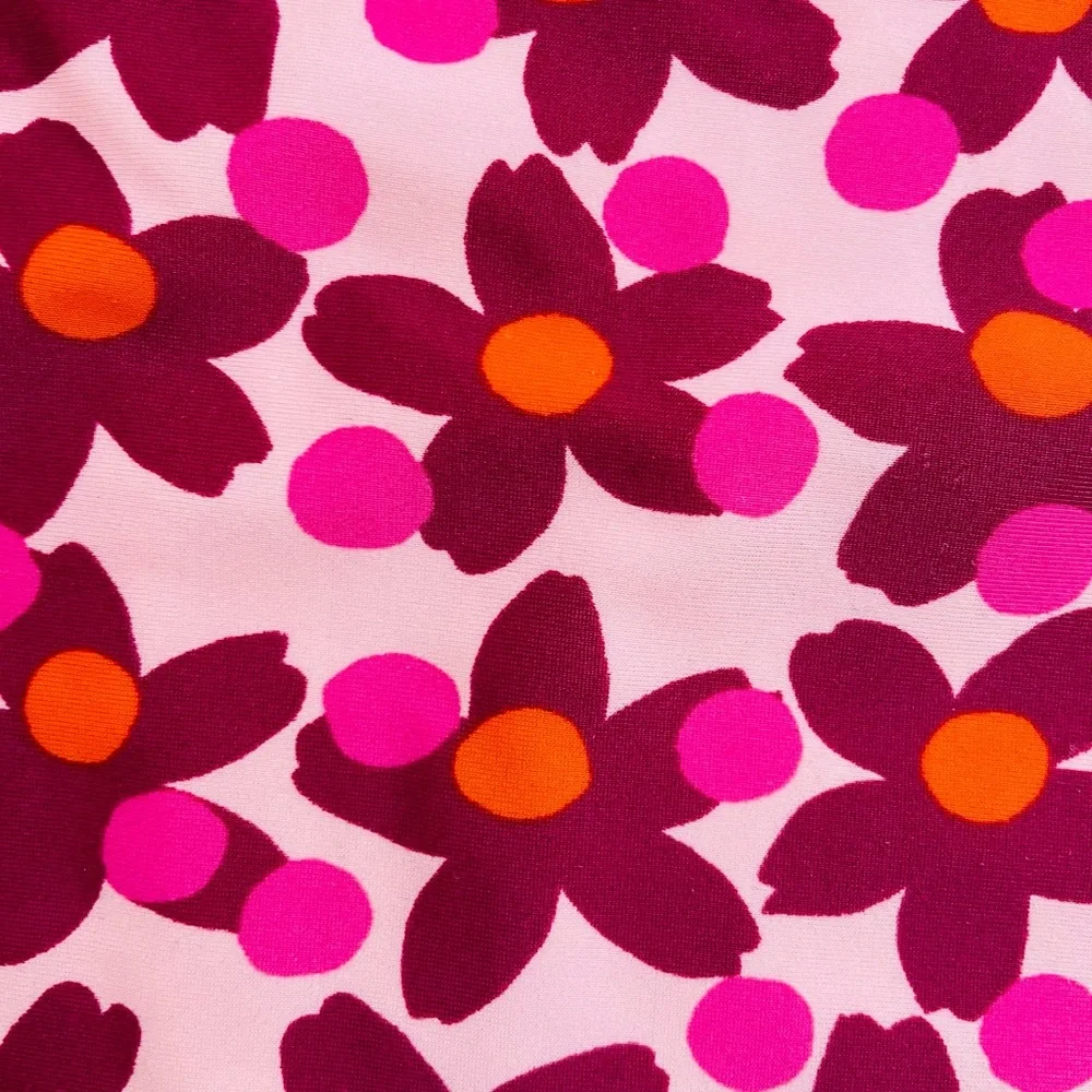 Tea Collection Rashguard - Picture 4 of 9